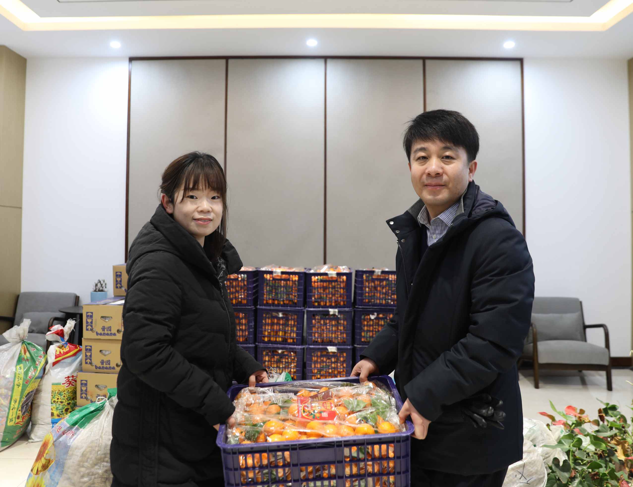 191674102618991026.jpeg 李杨白小娇慰问.jpg