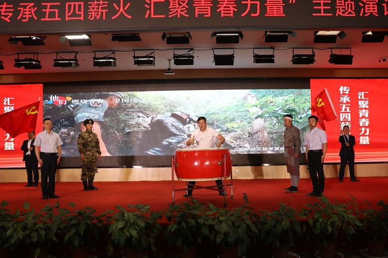 3.参赛节目《钢铁意志》_副本.jpg